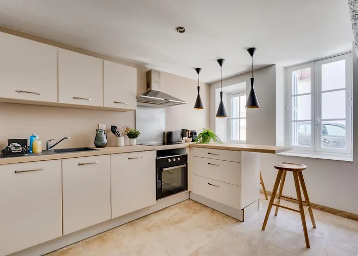 بيت للعطل La Porte De La Cite, Maison Historique Vue Chateau *